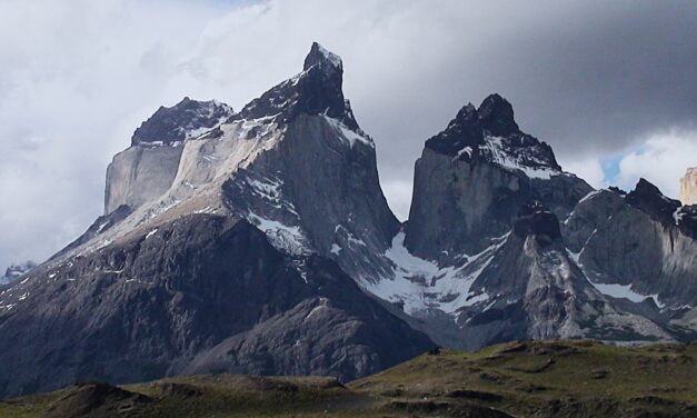 Un Mundo por Explorar: La Ciencia Subantártica llega a Torres del Paine.