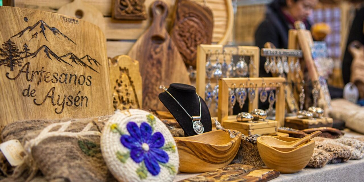 Regalos con sentido: artesanos y emprendedores invitan a la Expo Feria Artesanía regional y muestra de oficios